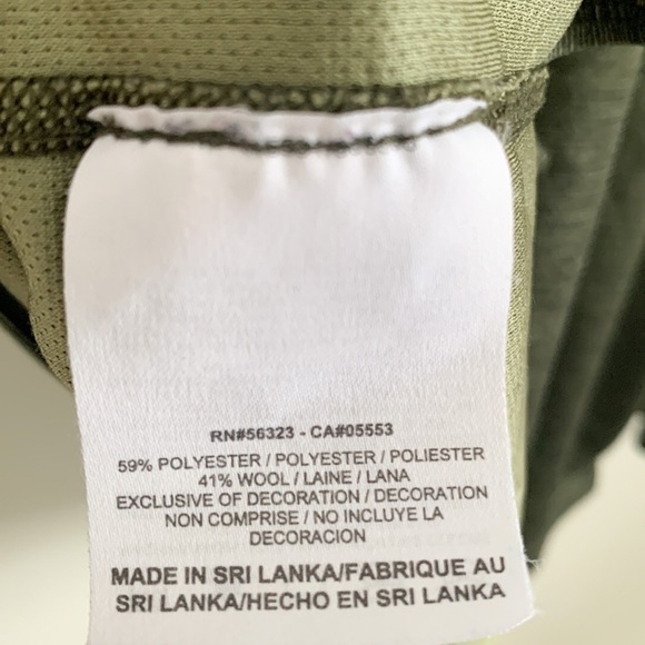 Nike Dri-Fit Dark Green Space dye Long Sleeve 3/4 Zip athletic top Medium - Picture 8 of 11